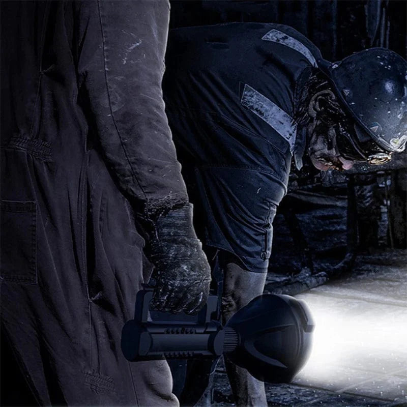 Kraftfull Stor Ficklampa med handtag / USB